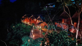 Akha Mud House Mae Salong